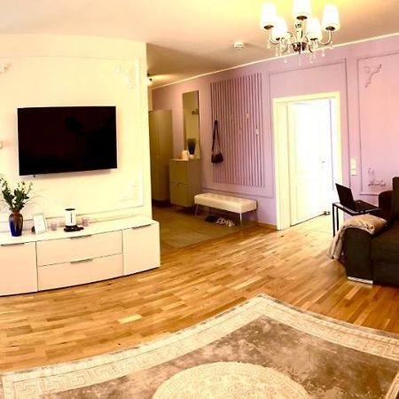 Leon Art Apartment لبسيا المظهر الخارجي الصورة