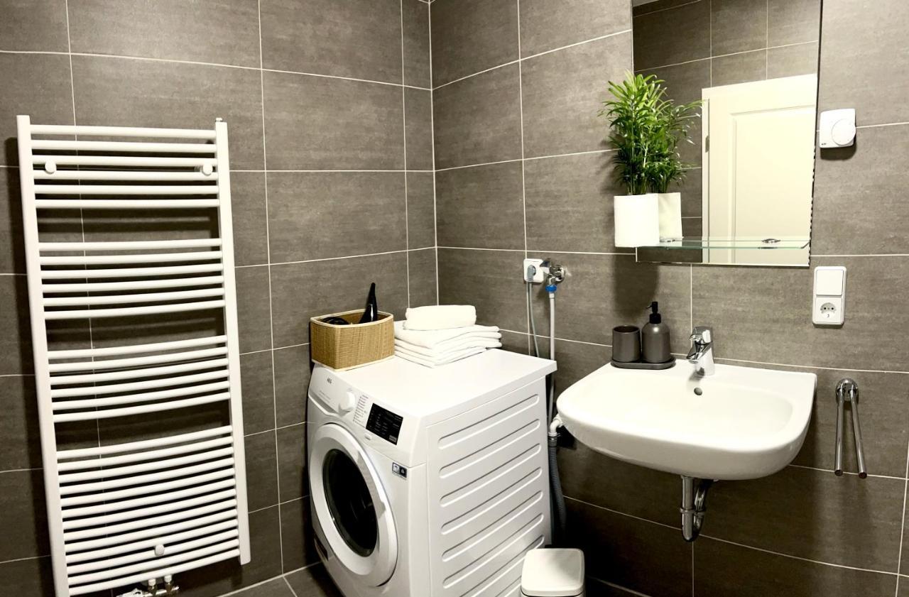 Leon Art Apartment لبسيا المظهر الخارجي الصورة